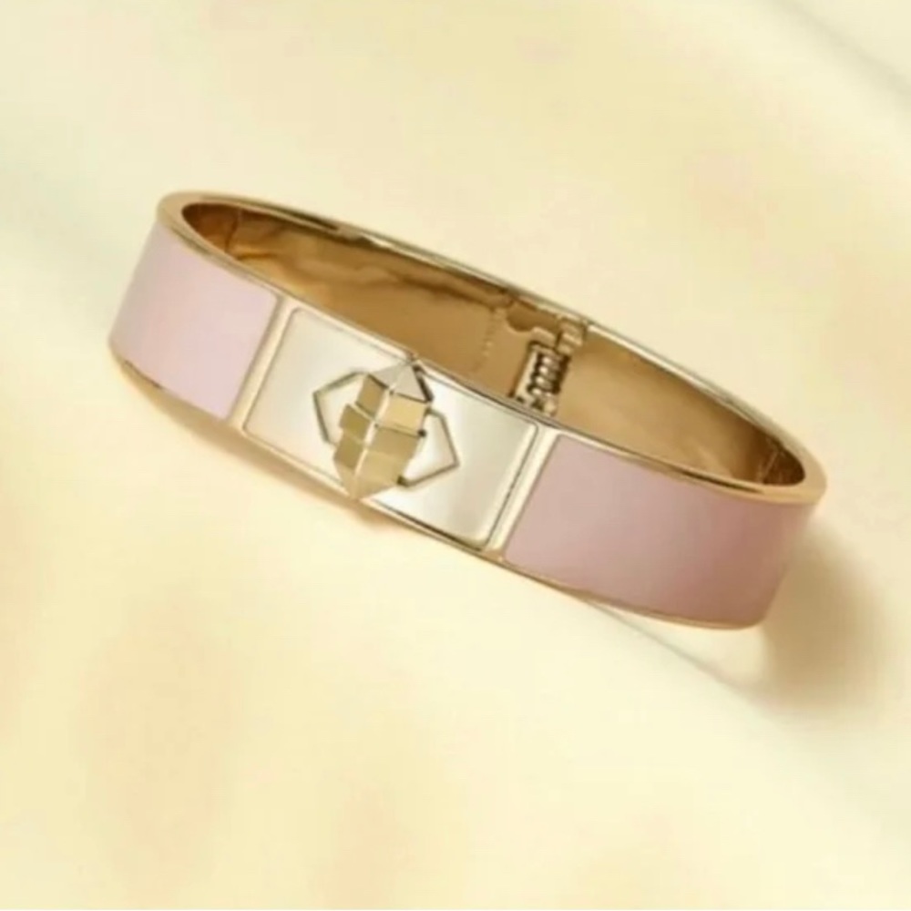 BNIB Stella & Dot Rebel Bangle in Blush